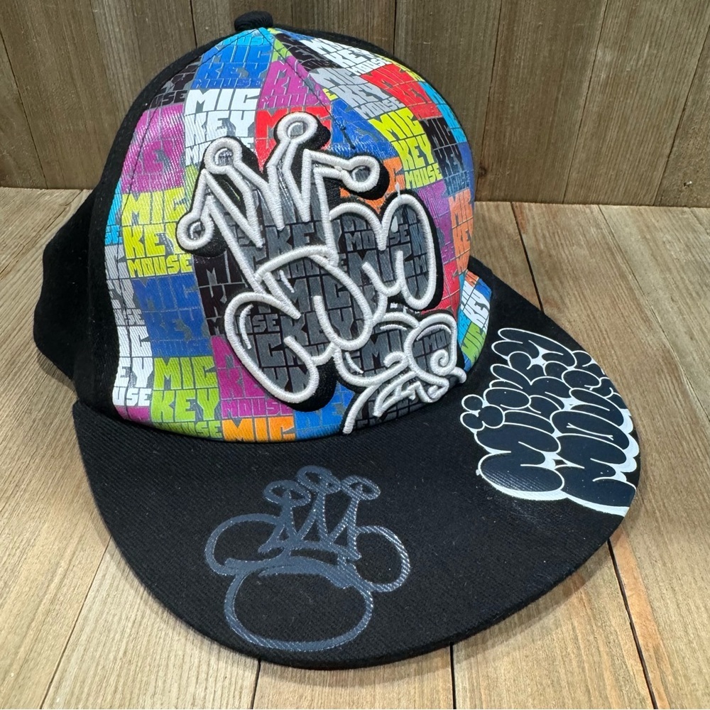 Disney Parks Mickey Mouse Graffiti Baseball‎ Cap